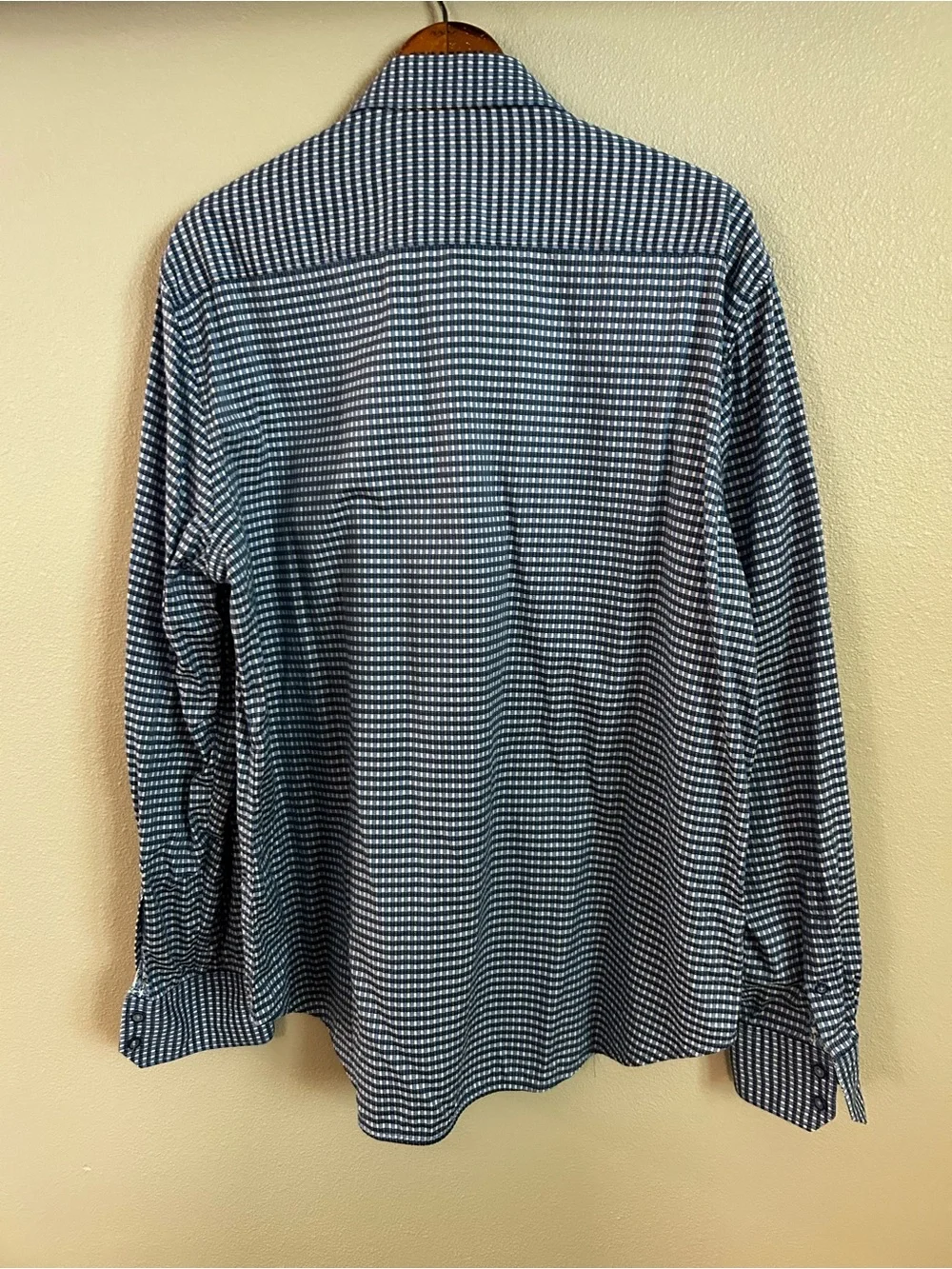 Robert Graham Blue and White Micro-Check Button-Down Shirt